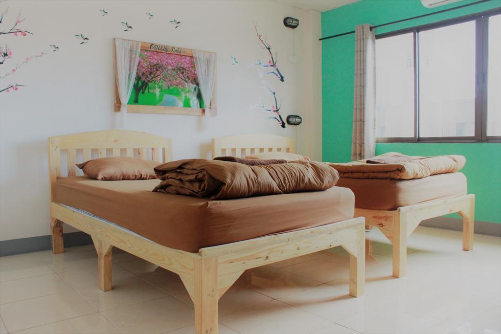 Cm City Hostel Chiang Mai Exterior photo